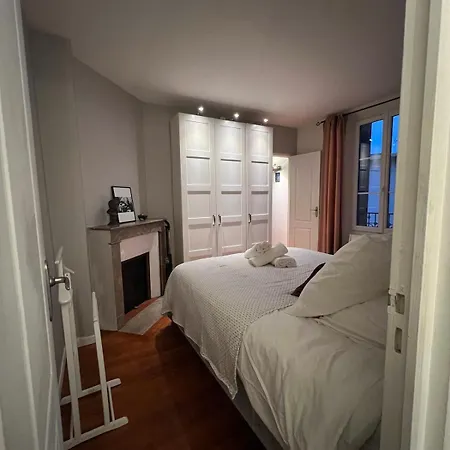 Le Logis De - Confort - Centre Apartment Fontainebleau